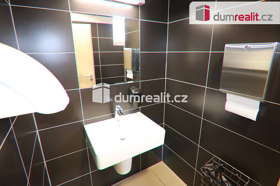 Pronájem kanceláře 27 m² — photo 3