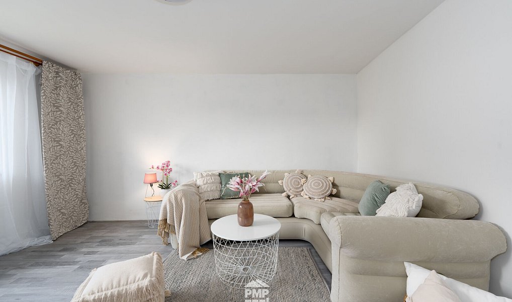 Prodej domu 238 m² s pozemkem 1 218 m², Malešovice – náhled fotky 9