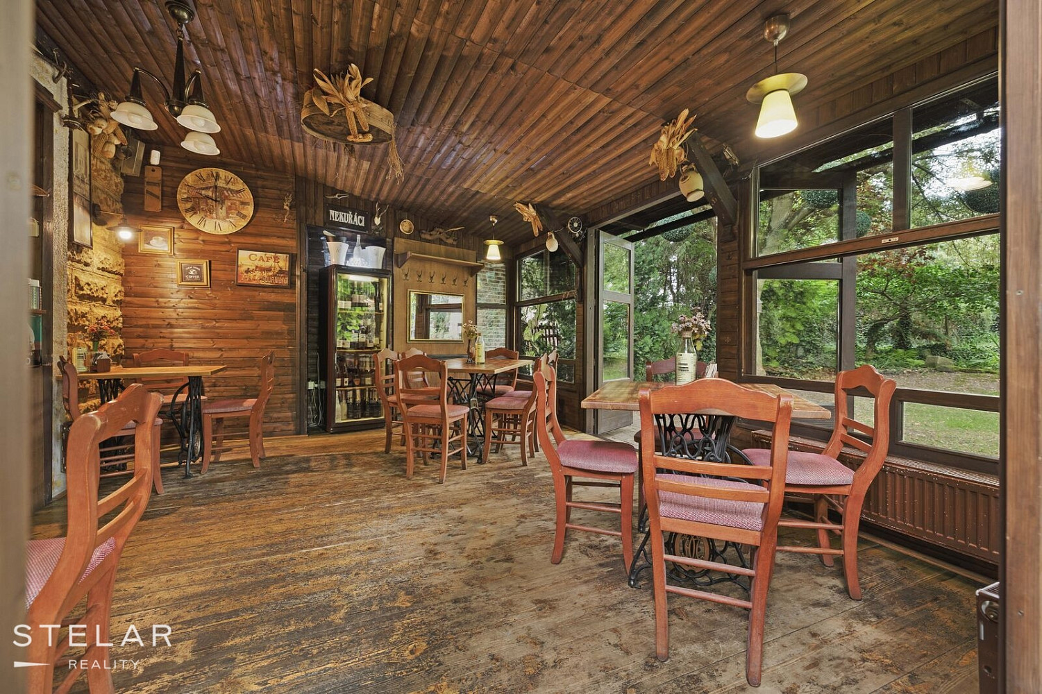 Prodej rodinného domu s restaurací a bydlením, Jaroměř, 864 m², – pohled 4