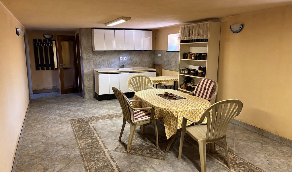 Prodej domu 220 m² s pozemkem 945 m², Šťáhlavy – náhled fotky 27