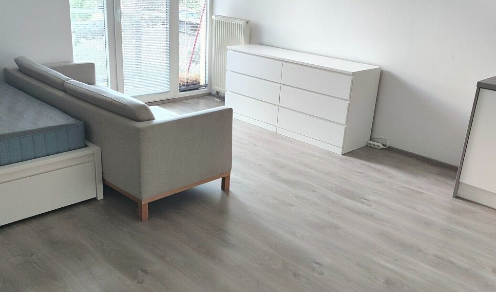 Pronájem bytu 1+kk 36 m², Kladno – náhled fotky 5