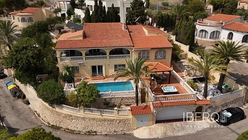 Prodej domu 384 m² s pozemkem 803 m²