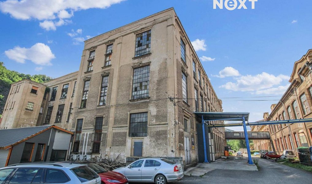 Pronájem skladovacích prostor 1 800 m², Roztoky – náhled fotky 2