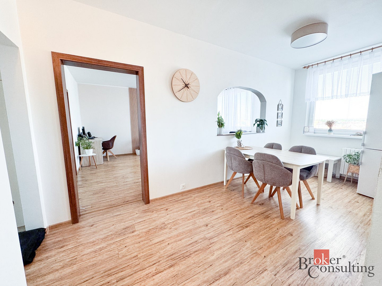 Pronájem bytu 3+1 76 m² – fotografie 3