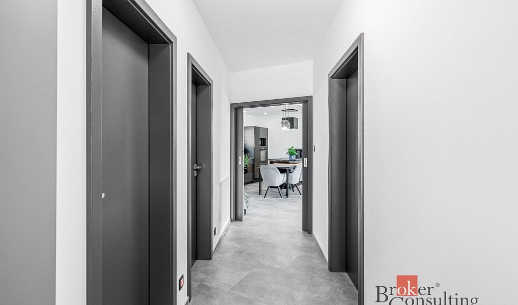 Prodej domu 137 m² s pozemkem 847 m², Rokycany – náhled fotky 23