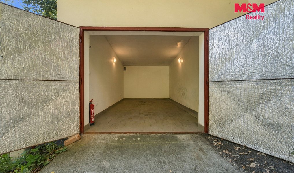 Prodej garáže, 16 m2, Karlovy Vary, Karlovy Vary – náhled fotky 2