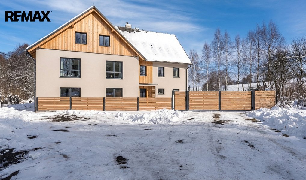 Prodej domu 215 m² s pozemkem 2 189 m², Rybniště – náhled fotky 33