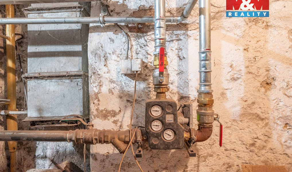 Prodej nájemního domu, činžáku 1 121 m², Veselí nad Lužnicí – náhled fotky 23