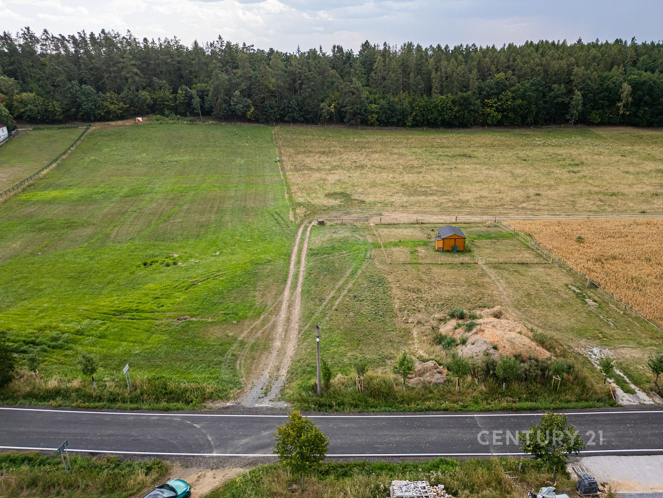 Prodej stavebního pozemku 1 444 m² – fotografie 2