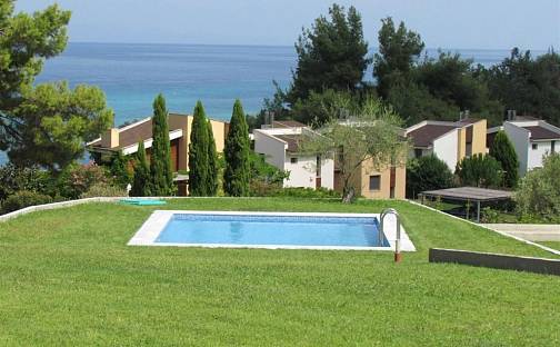 Prodej domu 135 m² s pozemkem 1 m², Kryopigi, Řecko