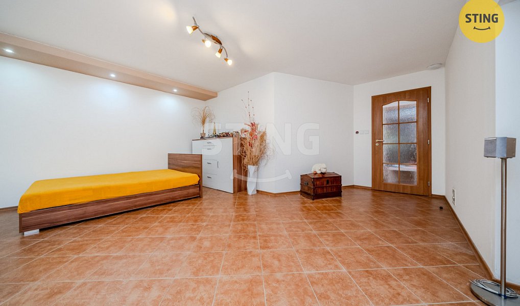 Prodej domu 146 m² s pozemkem 3 013 m², Fulnek – náhled fotky 24