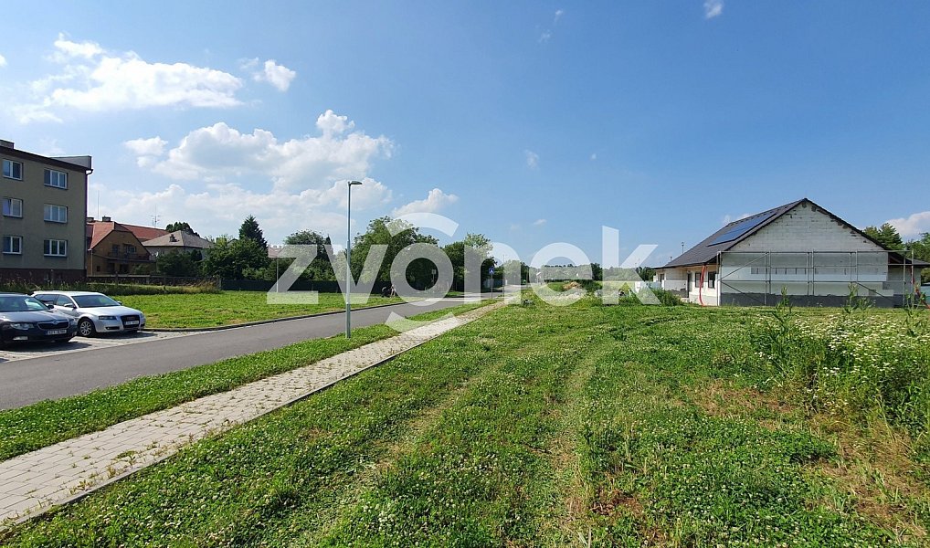 Prodej stavebního pozemku 1 070 m², Hulín – náhled fotky 14