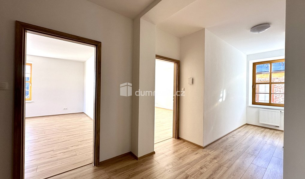 Prodej bytu 2+kk 69 m², Horní Blatná – náhled fotky 6