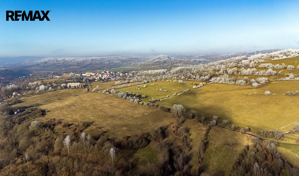 Prodej stavebního pozemku 2 413 m², Horní Police – náhled fotky 16