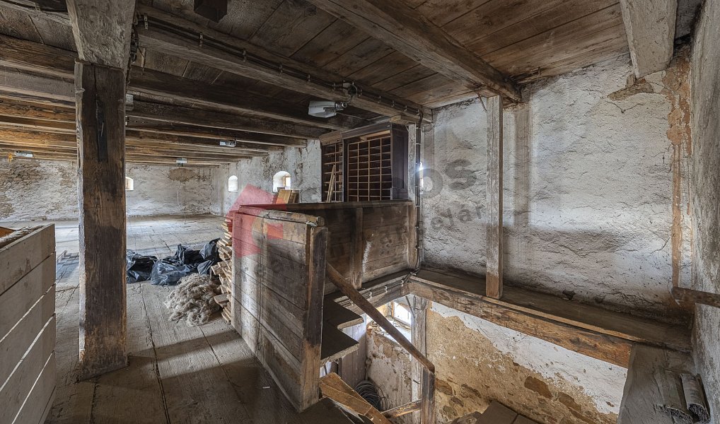 Prodej domu 256 m² s pozemkem 147 m², Louňovice pod Blaníkem – náhled fotky 10