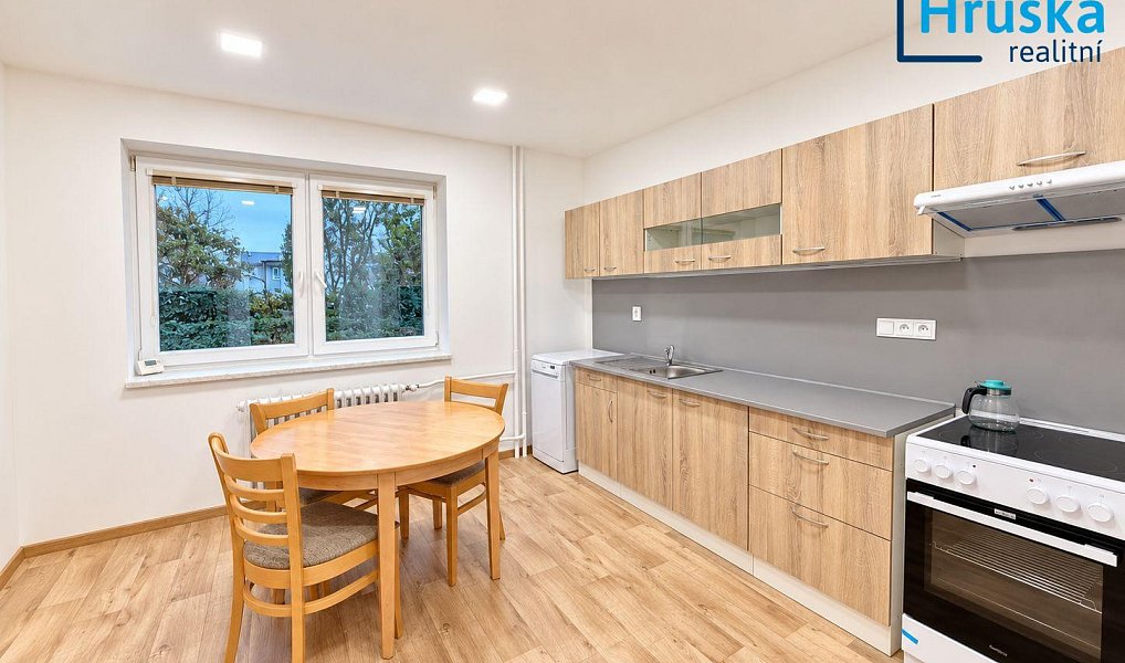 Pronájem domu 180 m² s pozemkem 1 108 m², Ostrava – náhled fotky 2
