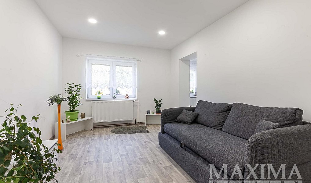 Prodej domu 320 m² s pozemkem 1 557 m², Nová Ves – náhled fotky 18