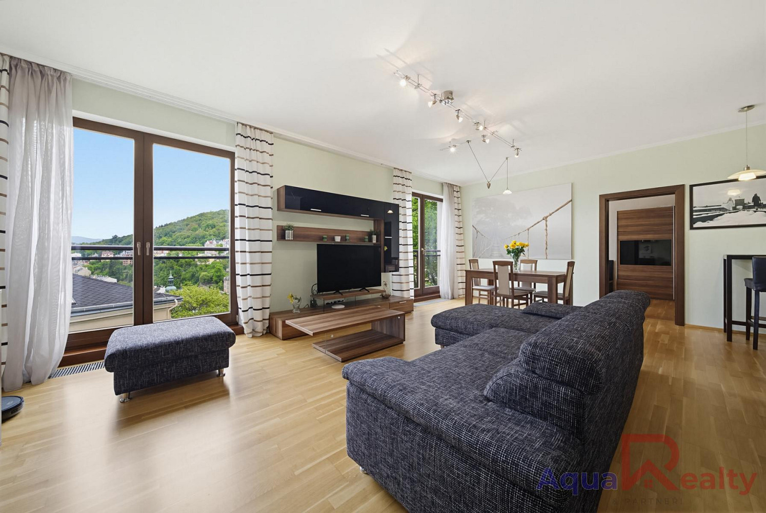 Prodej bytu 2+kk 70 m² – fotografie 3