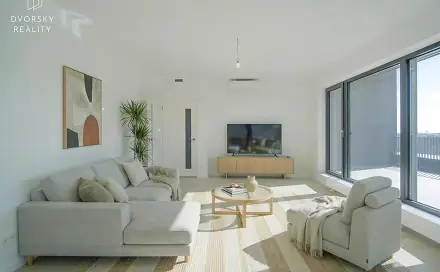 Prodej bytu 4+kk 208 m², Hovorčovice