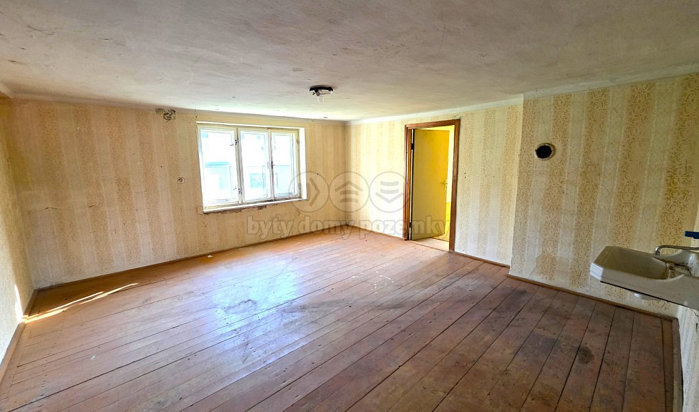 Prodej domu 238 m² s pozemkem 3 800 m², Fulnek – náhled fotky 19