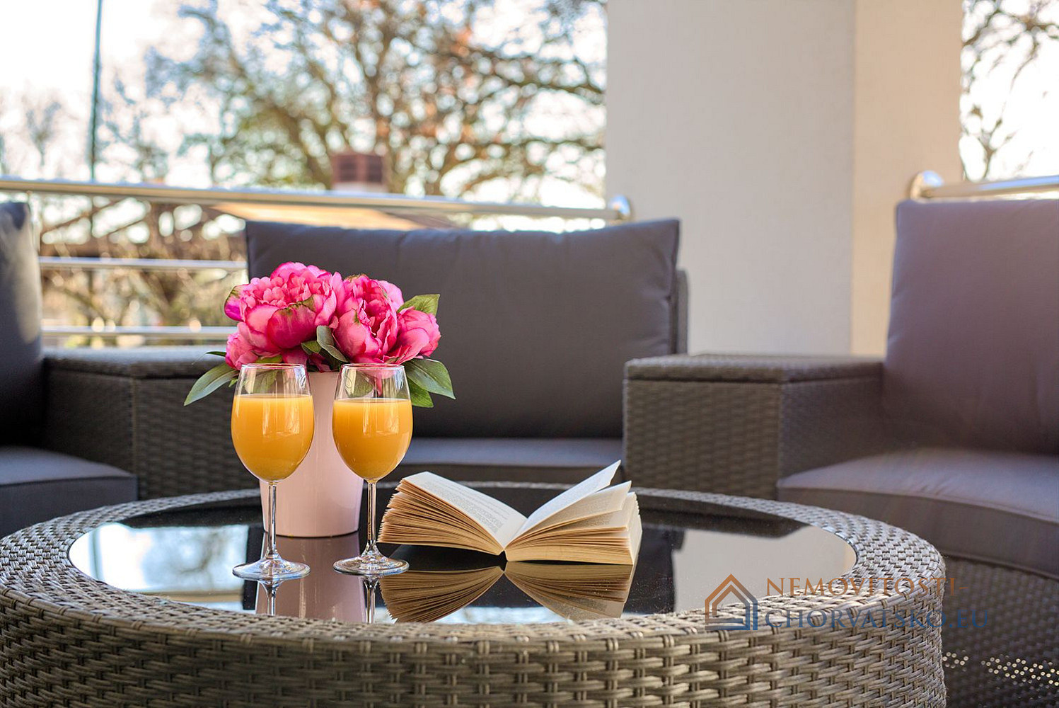 Prodej domu 390 m² s pozemkem 932 m² - Widok 5