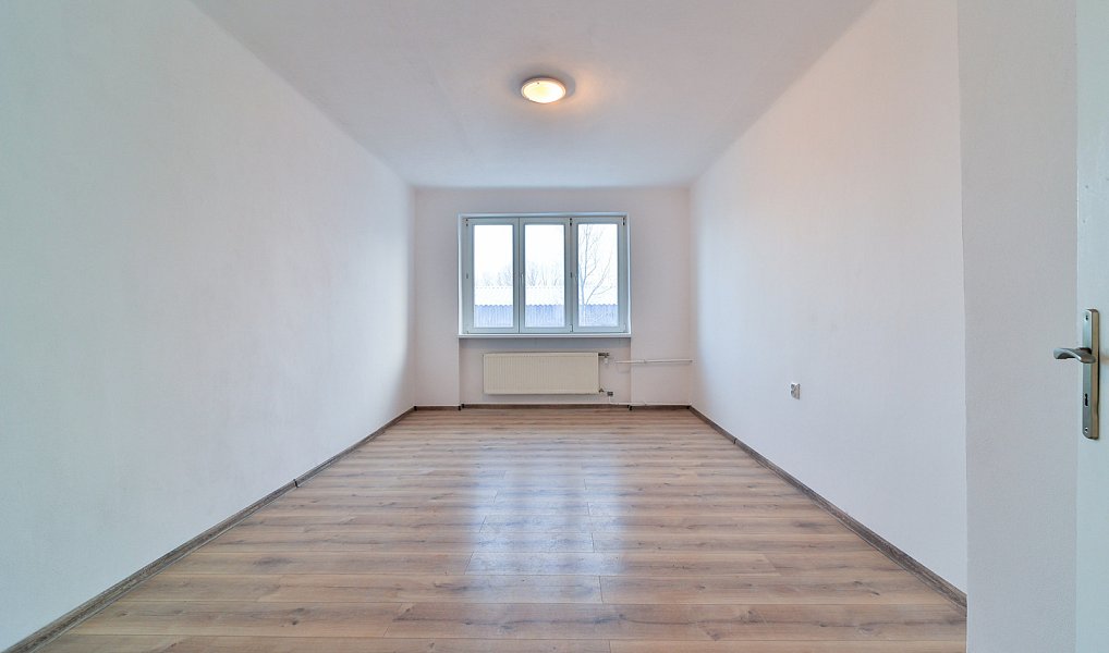Pronájem bytu 2+1 56 m², Habartov – náhled fotky 2