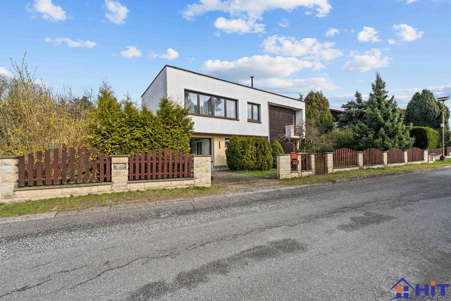Prodej domu 184 m² s pozemkem 840 m² — photo 2