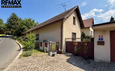 Prodej domu 108 m² s pozemkem 280 m², Do Lipan, Praha 10 - Kolovraty