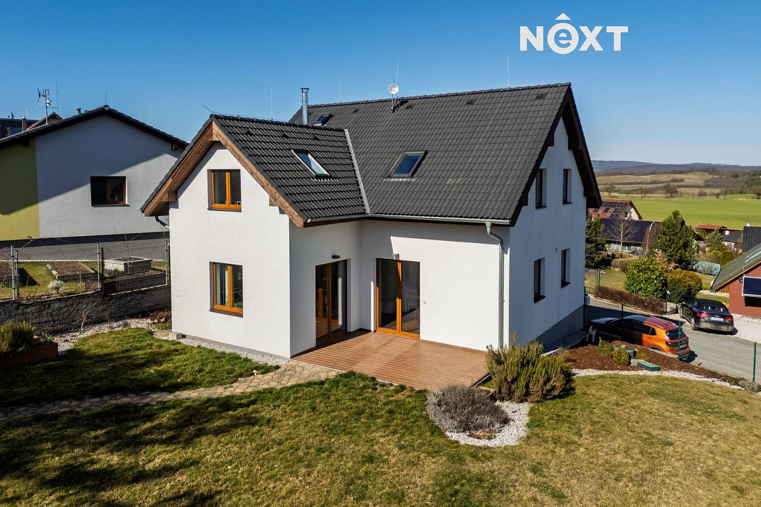 Prodej domu 140 m² s pozemkem 1 031 m² — photo 2