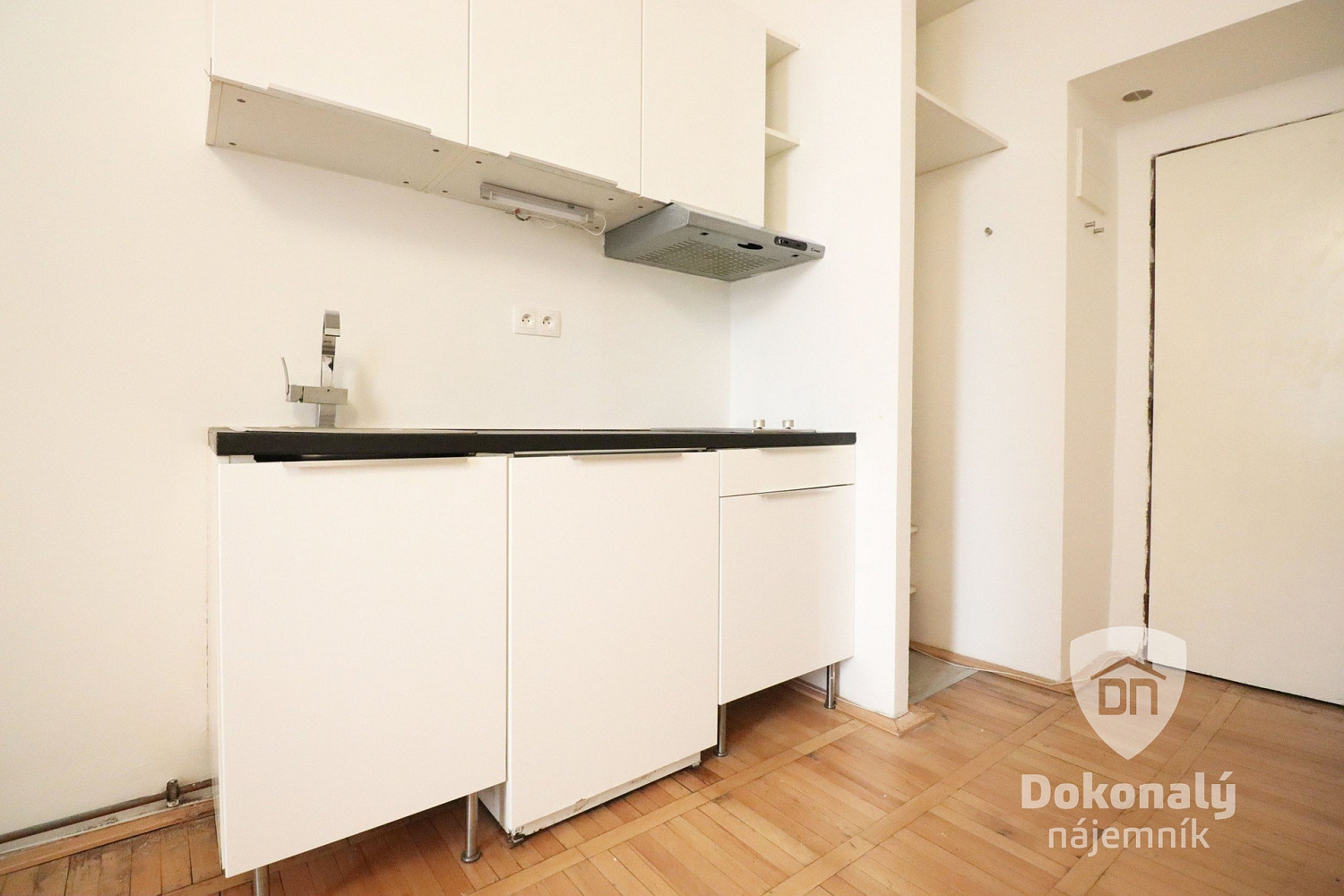 Pronájem bytu 1+kk 20 m² – fotografie 5