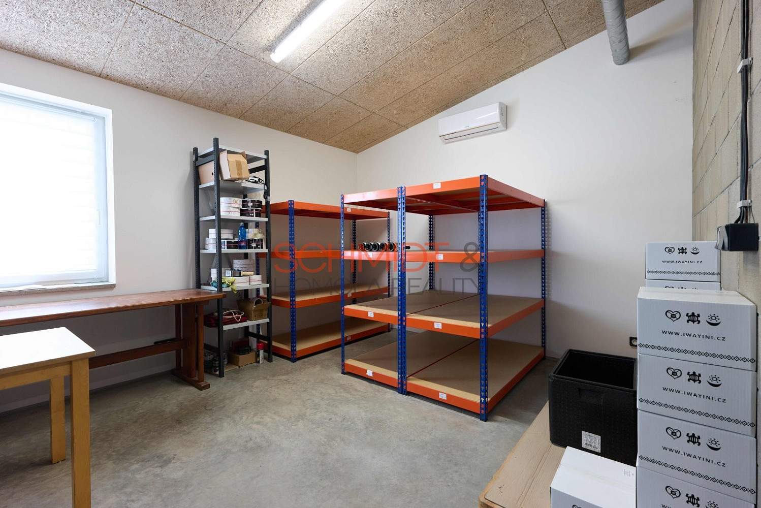 Pronájem obchodních prostor 146 m² – pohled 6