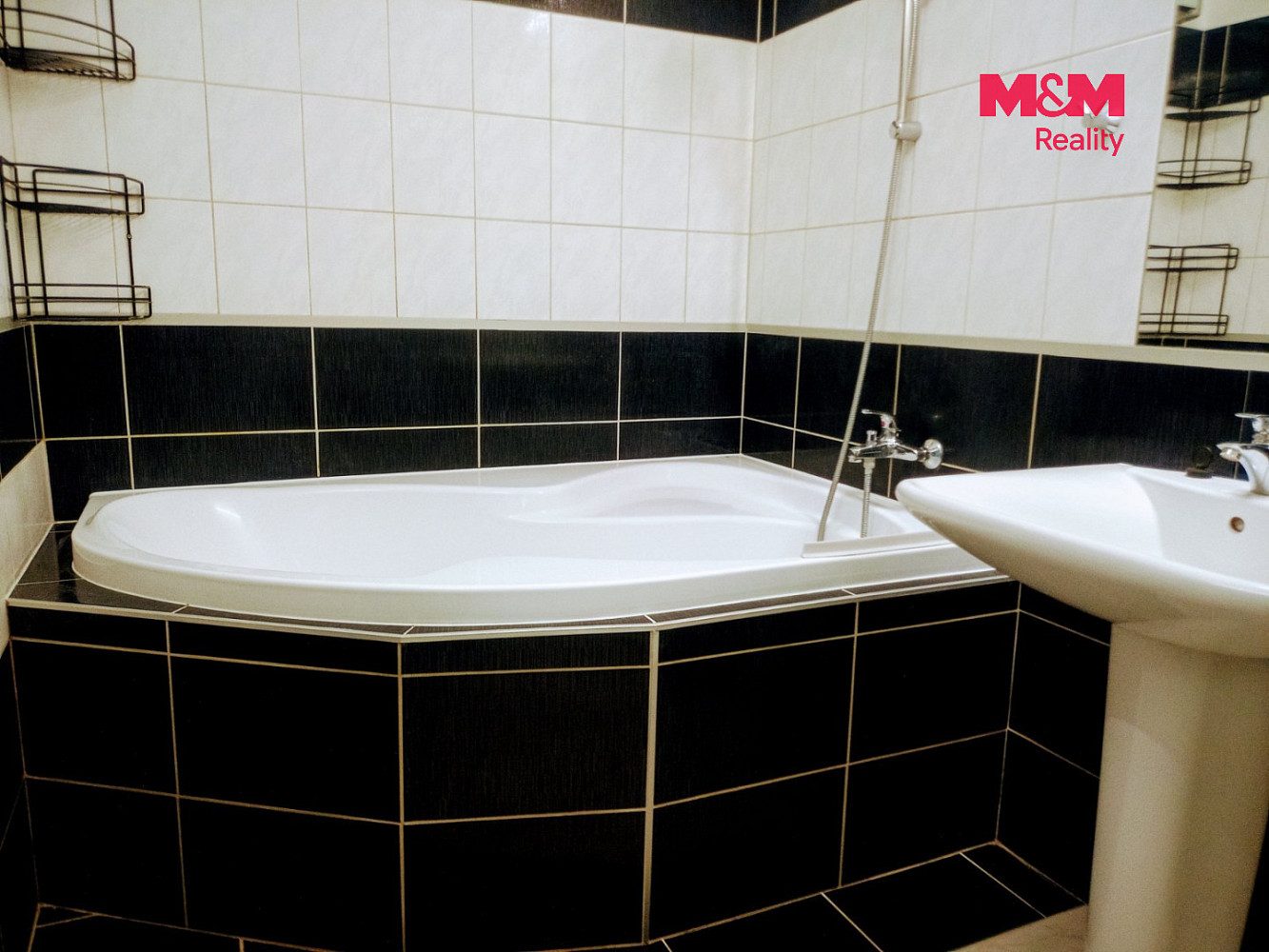 Pronájem bytu 3+kk 81 m² — photo 5