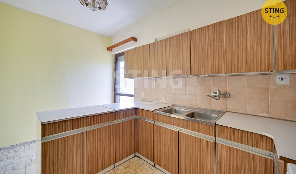 Prodej domu 360 m² s pozemkem 3 443 m², Strážnice – náhled fotky 17