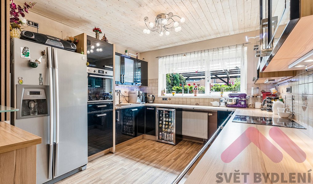 Prodej domu 160 m² s pozemkem 210 m², Nupaky – náhled fotky 6