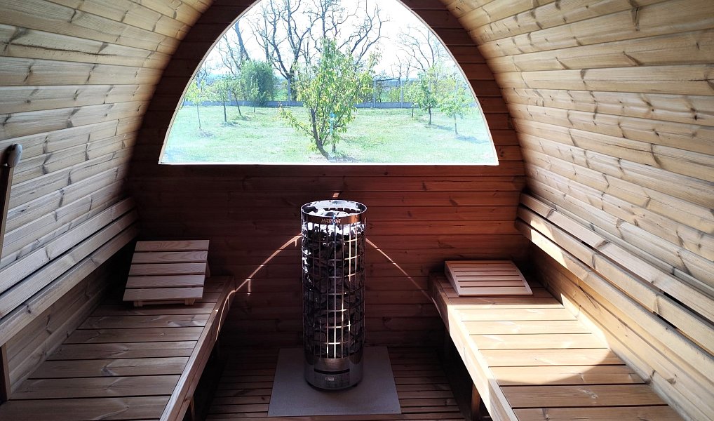Prodej ubytovacího objektu 206 m², Dyjákovice – náhled fotky 38