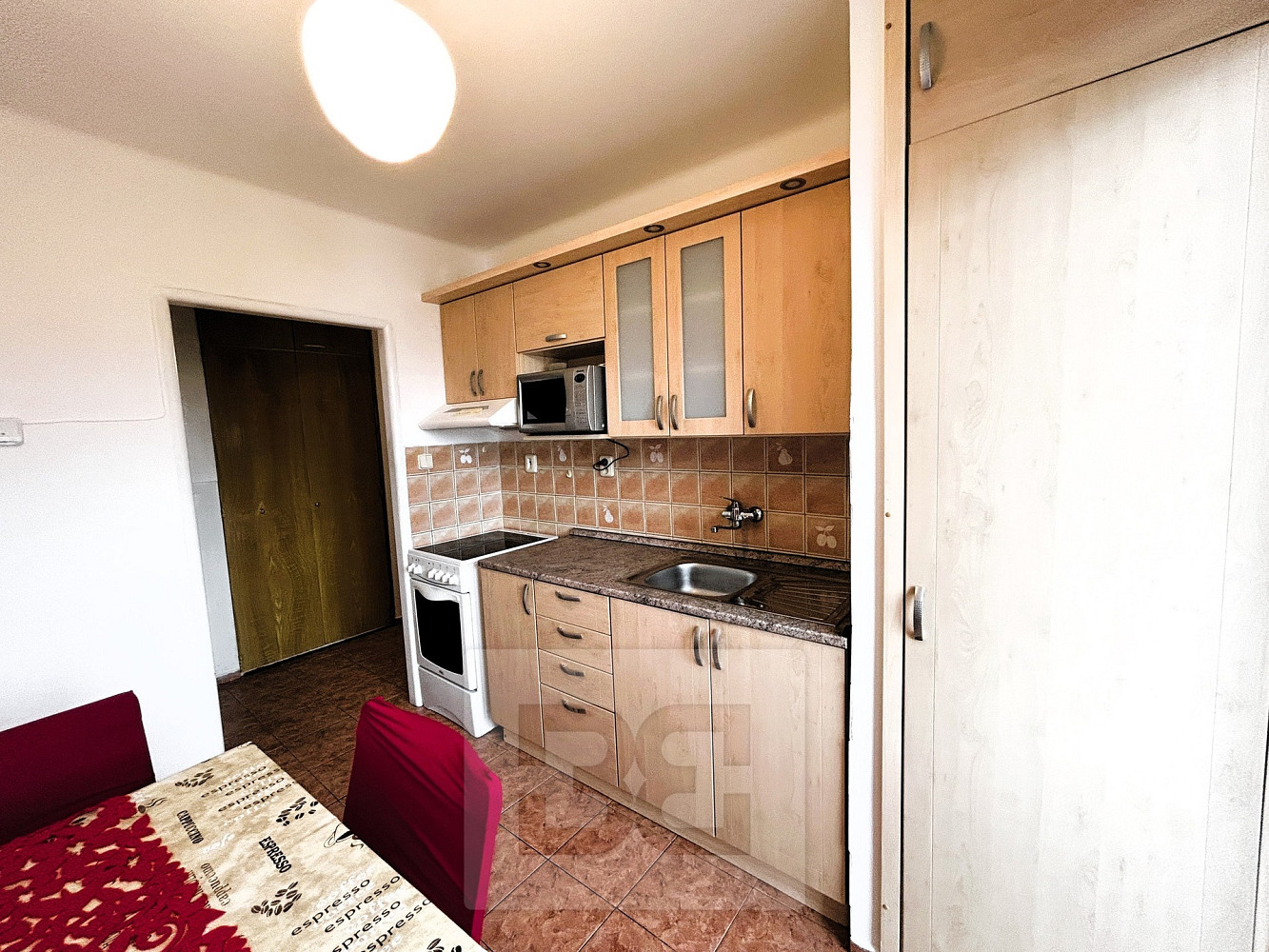 Pronájem bytu 2+1 59 m² – fotografie 3