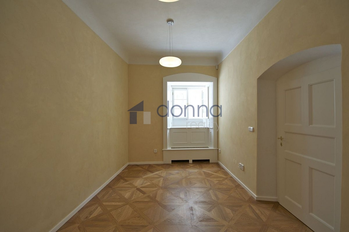 Pronájem bytu 2+1 54 m² – fotografie 3