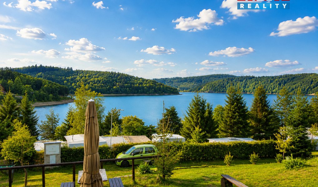 Prodej stavebního pozemku 1 317 m², Milešov – náhled fotky 2
