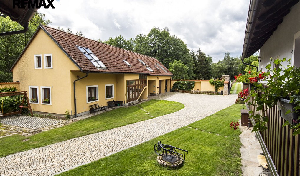 Prodej zemědělského objektu 550 m², Strmilov – náhled fotky 30