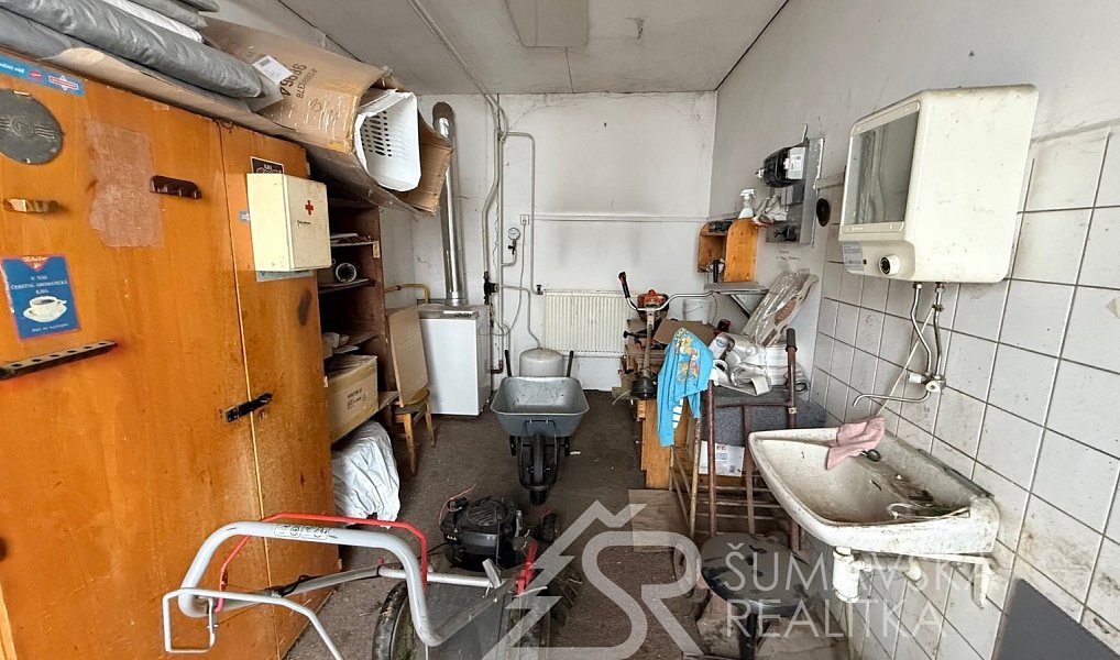 Pronájem skladovacích prostor 300 m², Sušice – náhled fotky 5