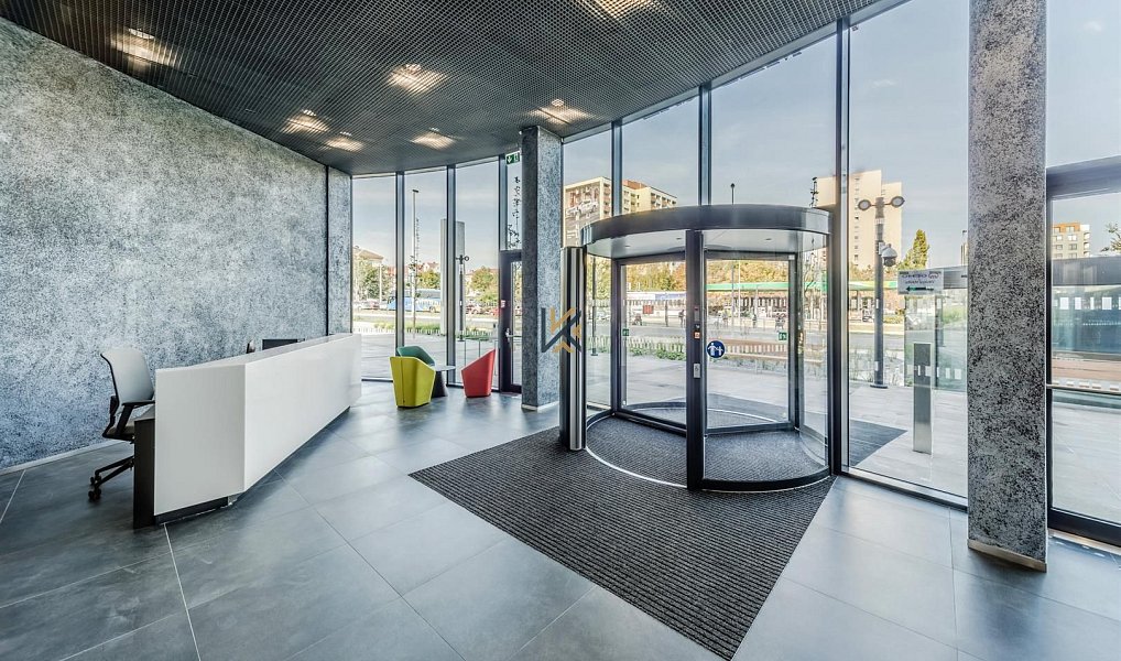 Pronájem kanceláře 300 m², Praha – náhled fotky 6