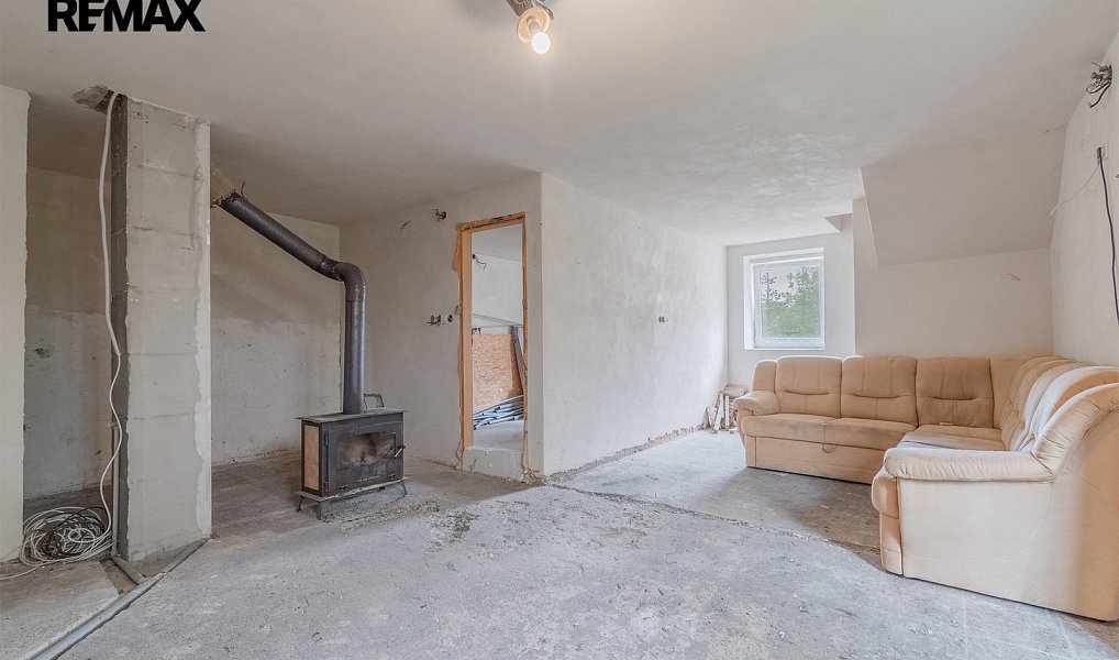Prodej domu 207 m² s pozemkem 1 227 m², Lnáře – náhled fotky 31