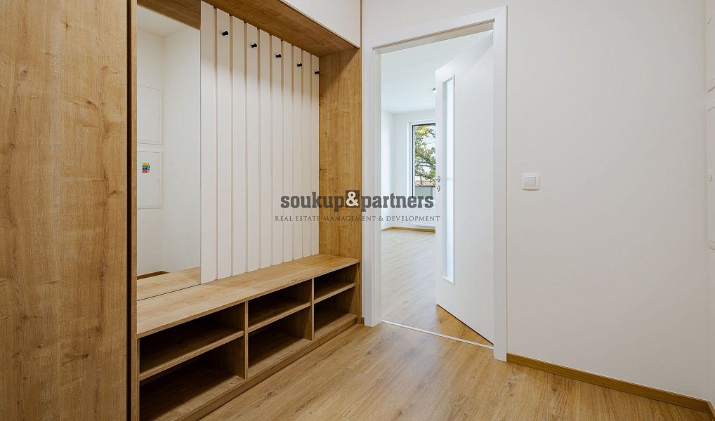 Pronájem bytu 2+kk 48 m², Kladno – náhled fotky 3