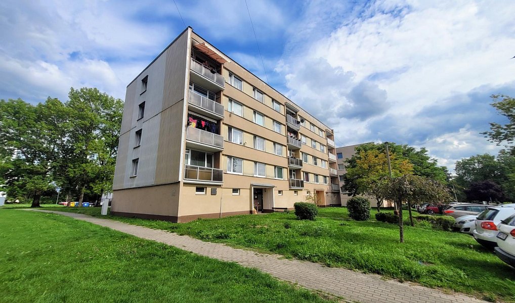 Prodej bytu 3+1 72 m², Příšovice – náhled fotky 2