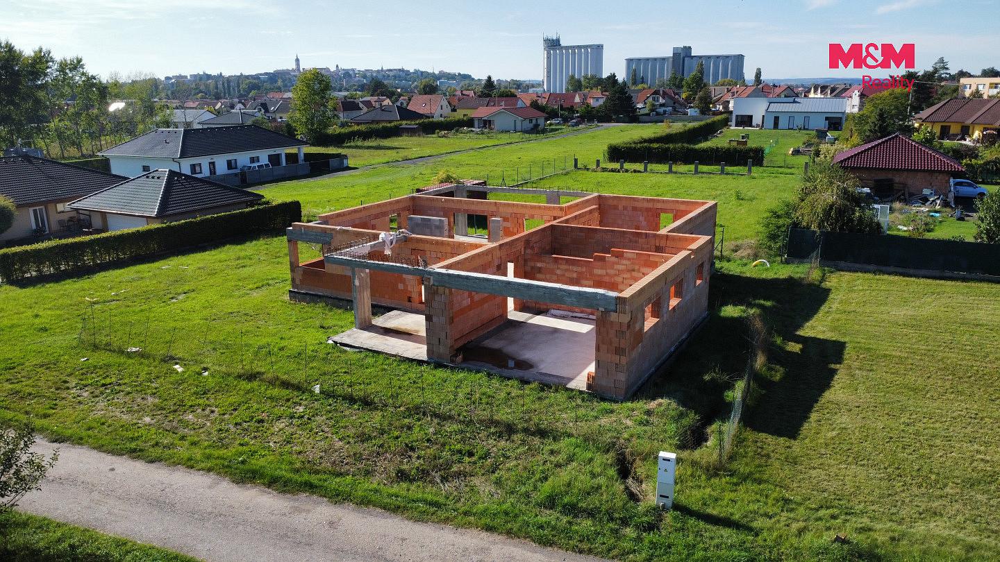 Prodej stavebního pozemku 1 044 m² – fotografie 2