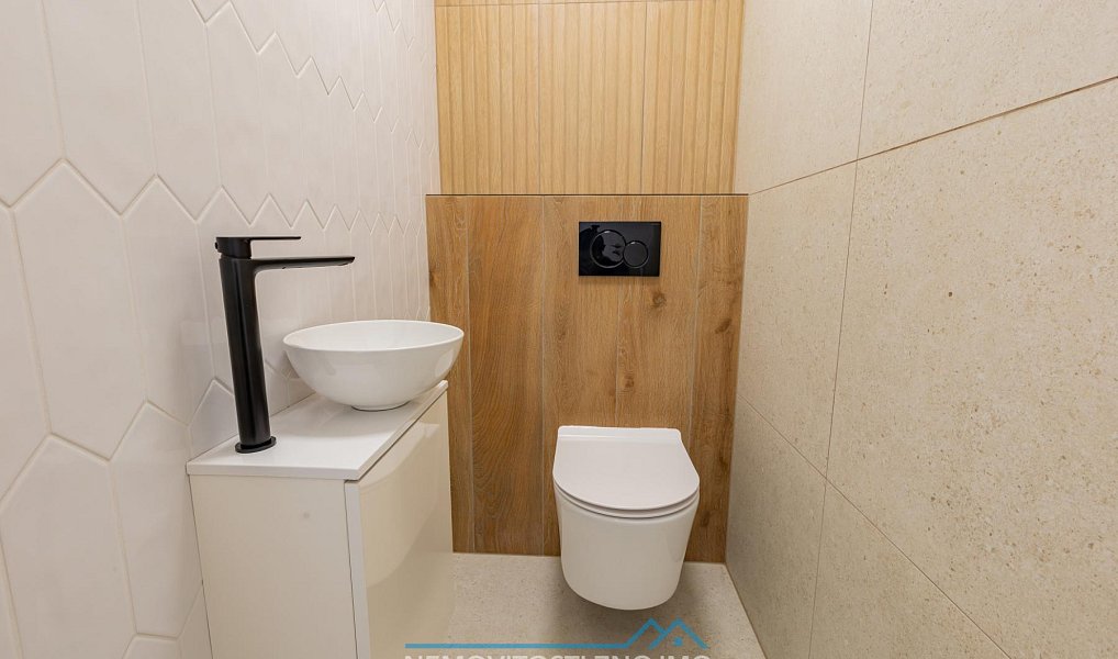 Prodej bytu atypického 235 m², Znojmo – náhled fotky 20