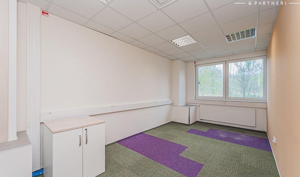 Pronájem kanceláře 18 m², Hradec Králové – náhled fotky 9