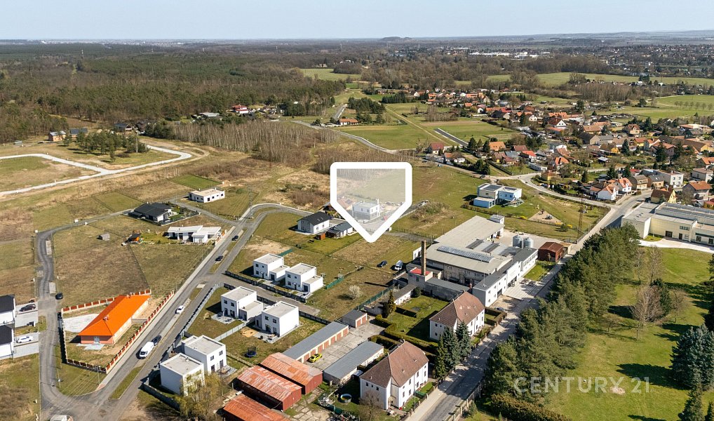 Prodej stavebního pozemku 750 m², Káraný – náhled fotky 4