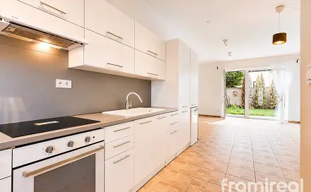 Prodej bytu 3+kk 79 m², Smutného, Znojmo