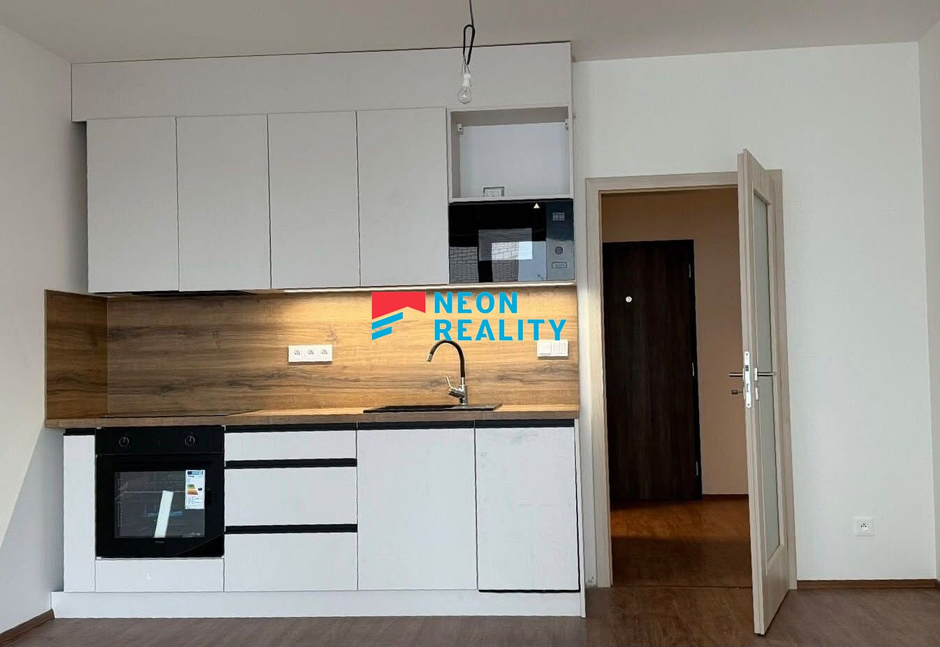 Pronájem bytu 1+kk 35 m²